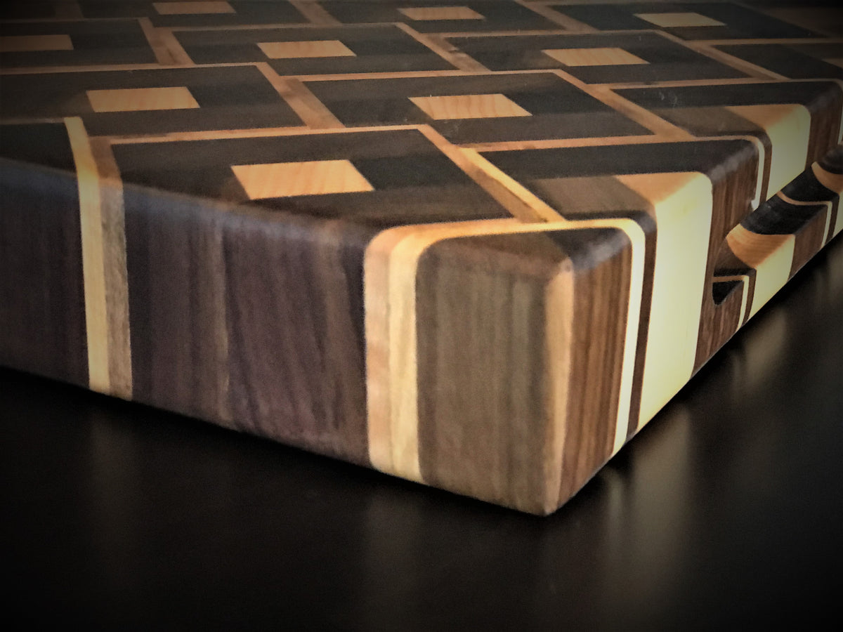 Walnut and Maple Cutting Board – Elevation Creations